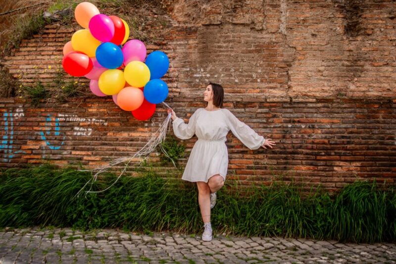 rome-professional-photoshoot-with-balloons