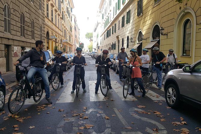 Rome: Rental Bicycle 24 Hours - Navigating Rome on Two Wheels: A Detailed Review