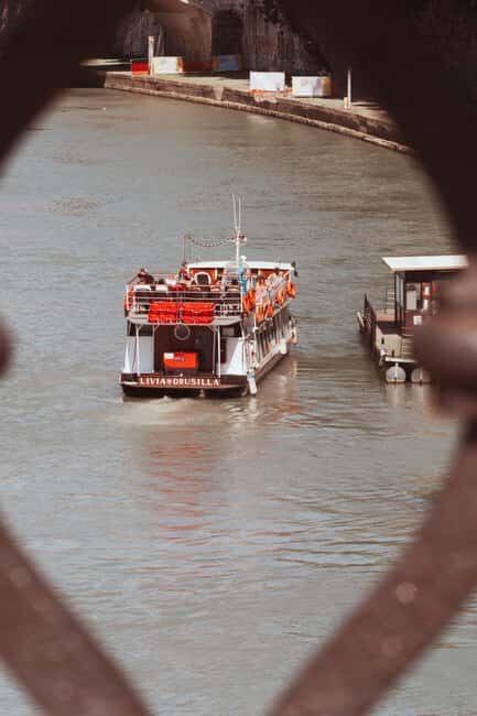 Rome: River Boat Tour with Aperitif - Key Points