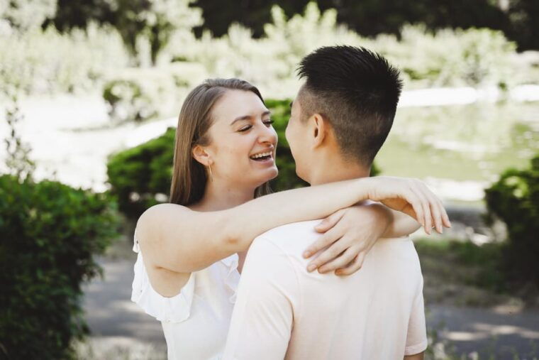 rome-romantic-couple-photoshoot-at-villa-borghese