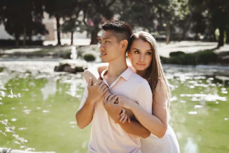 rome-romantic-couple-photoshoot-at-villa-borghese
