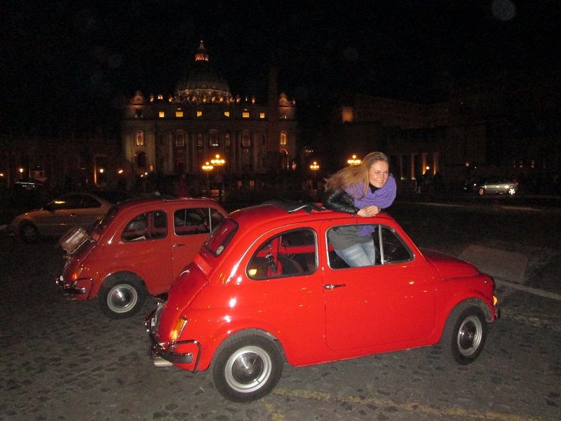 rome-romantic-night-tour-by-classic-fiat-500