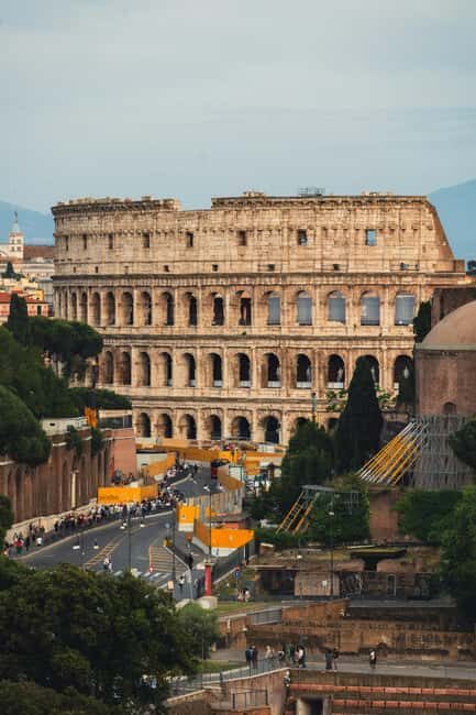 Rome: Self guided tour with app Colosseum and Roman forum - Key Points