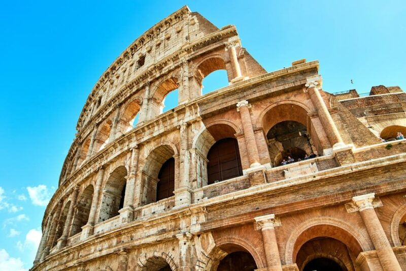rome-small-group-colosseum-roman-forum-palatine-hill-2