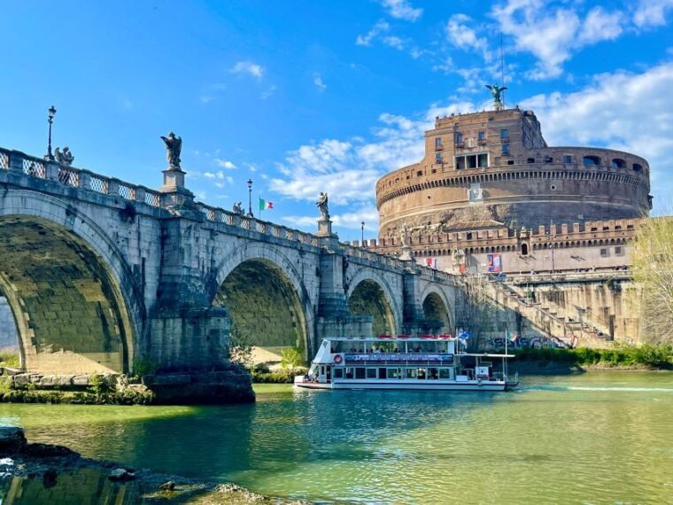 rome-squares-and-fountains-tour-river-boat-hop-on-hop-off