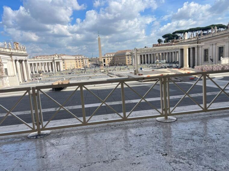 rome-st-peters-basilica-and-papal-tomb-guided-tour