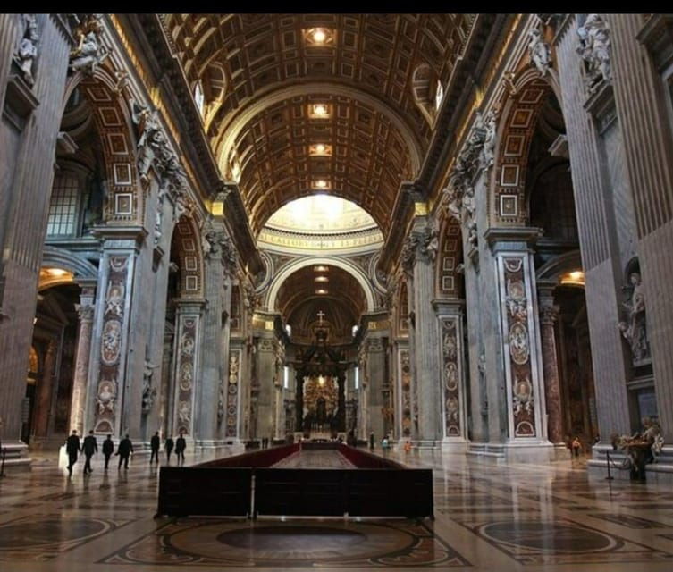 rome-st-peters-basilica-and-papal-tombs-guided-tour-3