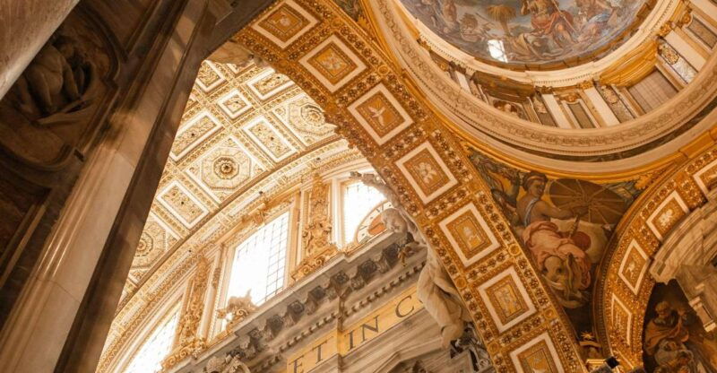 rome-st-peters-basilica-guided-tour-with-papal-tombs
