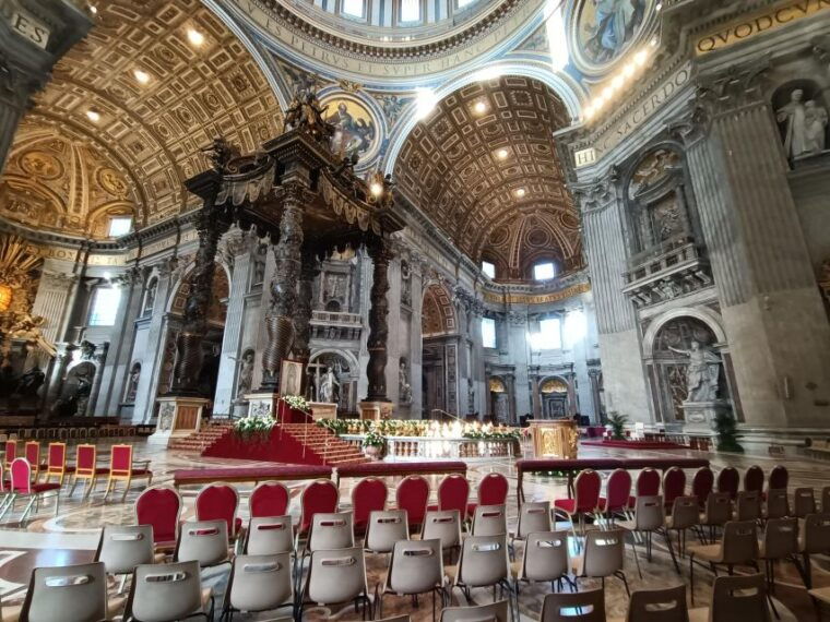 rome-st-peters-basilica-guided-tour-with-papal-tombs