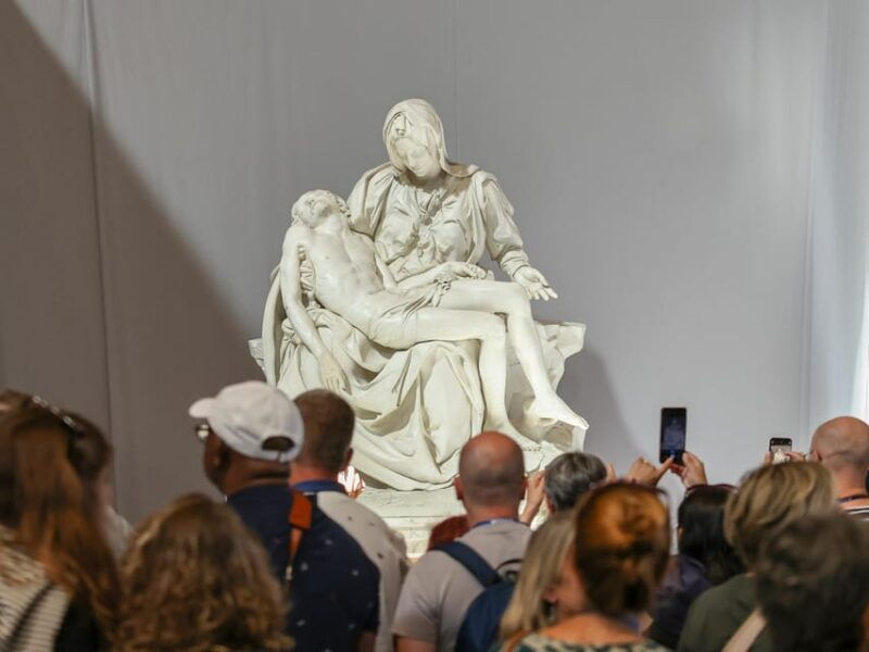 rome-st-peters-basilica-la-pieta-and-papal-tombs-tour