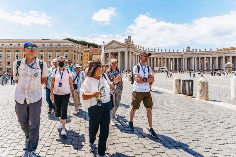 rome-st-peters-basilica-square-and-grottoes-guided-tour