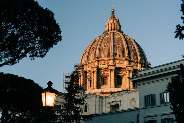 rome-st-peters-basilica-with-dome-access-guided-tour