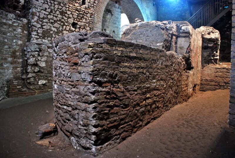 Rome: The Undergrounds of Trastevere Tour with Private Guide - The Itinerary in Detail  