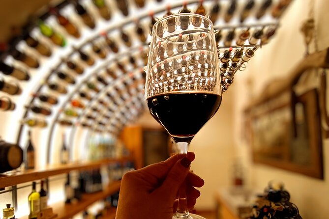 rome-tiber-river-cruise-and-top-food-tasting-with-wine-pairing-2