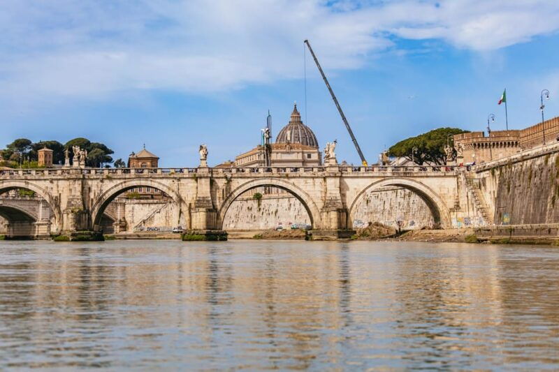 rome-tiber-river-urban-rafting-tour-with-roman-pizza