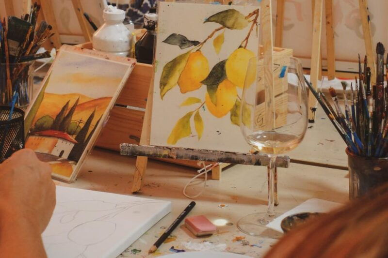 rome-tipsy-painting-class-with-fine-wine-and-arts