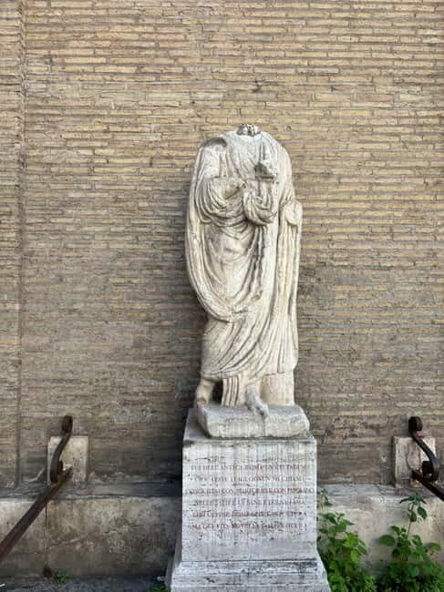 Rome: Tour of the Roman Forum, Trevi Fountain, Pantheon and much more - FAQs