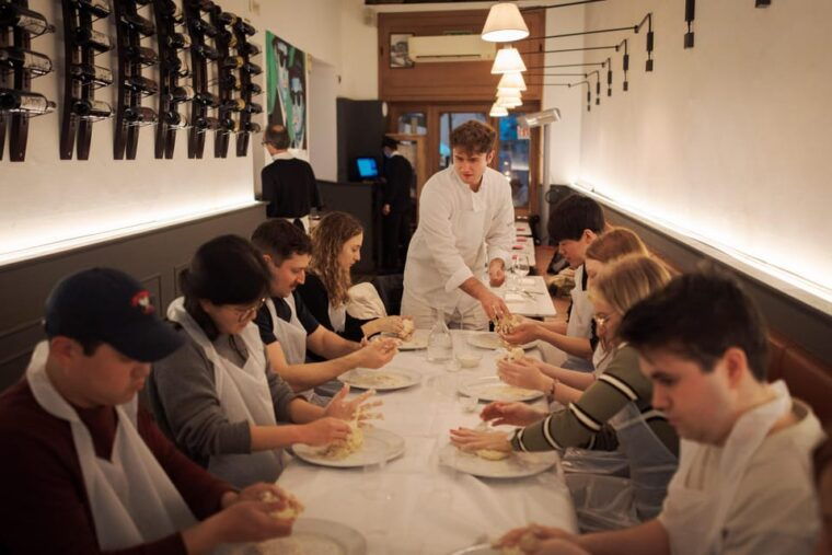 rome-traditional-pizza-cooking-class-near-piazza-navona