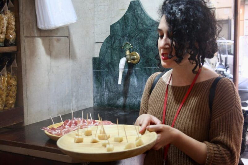 rome-trastevere-quarter-street-food-tour-with-sightseeing