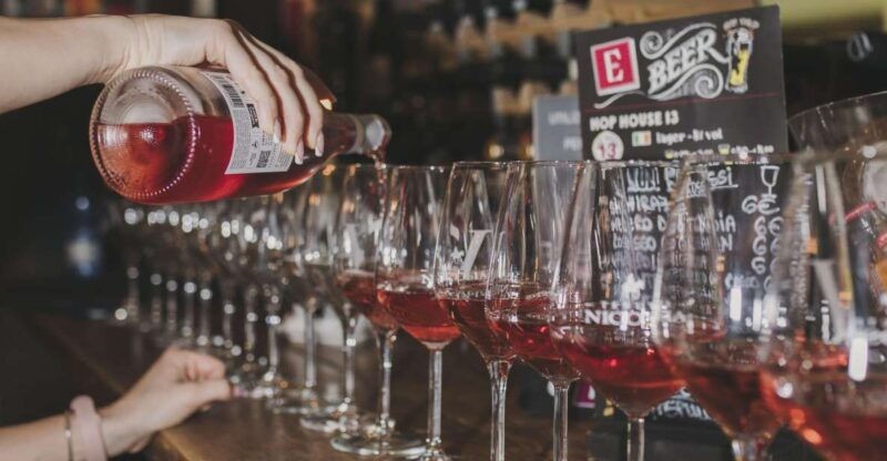 rome-trastevere-wine-tasting-with-food-pairing-and-gelato