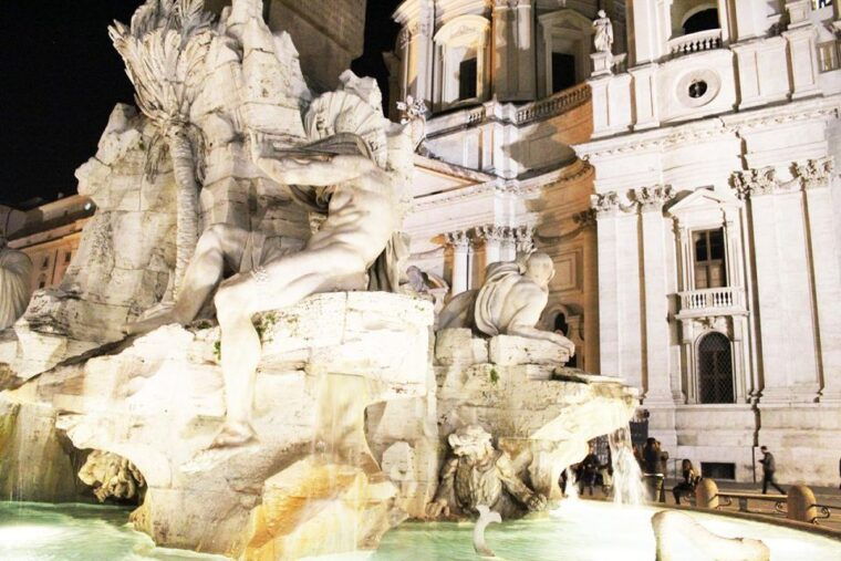 rome-trevi-fountain-other-highlights-guided-tour-at-night