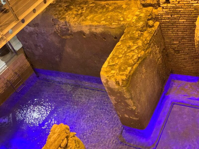 rome-trevi-fountain-underground-guided-and-walk-city-tour