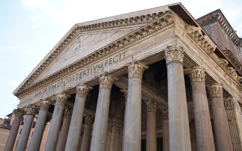 rome-trevi-underground-navona-pantheon-private-tour