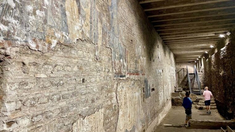 rome-underground-trastevere-guided-walking-tour