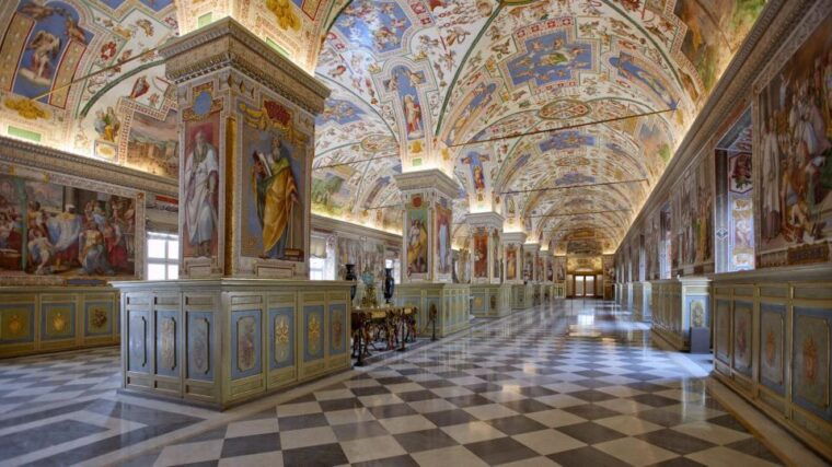 rome-vatican-museums-colosseum-and-roman-forum-tour