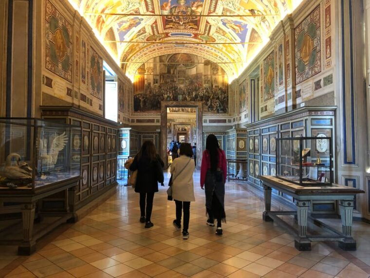 rome-vatican-museums-sistine-chapel-ticket-with-host