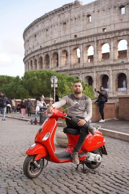 Rome Vespa: Photos, City Highlights, Sightseeing by Vespa - FAQs