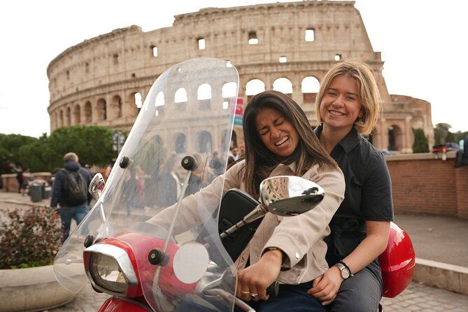 rome-vespa-tour-with-photographer-and-tiramisu-treat