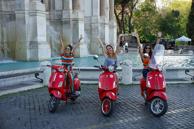 rome-vespa-tour-with-professional-photoshoot-2