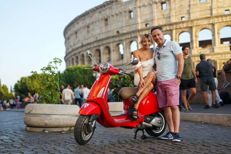 rome-vespa-tour-with-professional-photoshoot-3