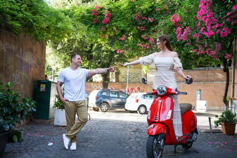 rome-vespa-tour-with-professional-photoshoot-4