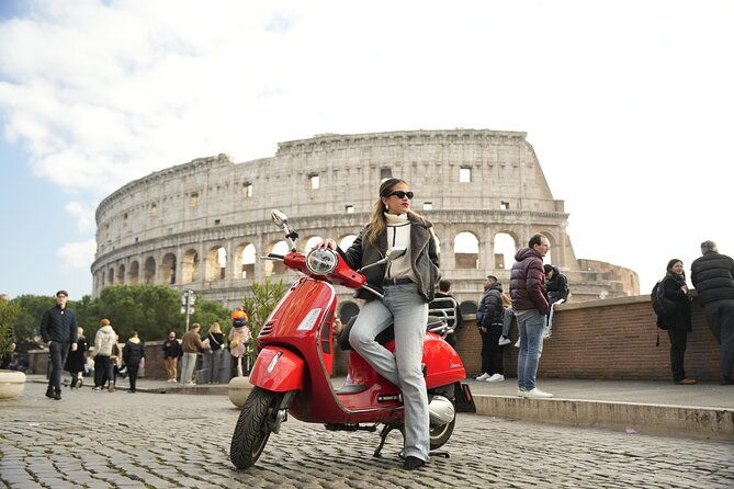 rome-vespa-tour-with-professional-photoshoot