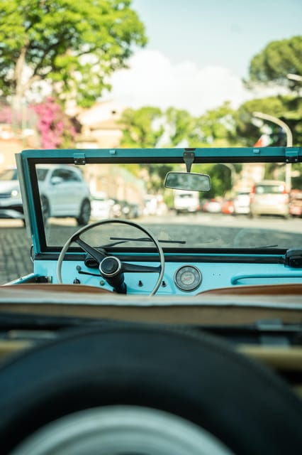rome-vintage-fiat-600-cabriolet-tour-with-prosecco