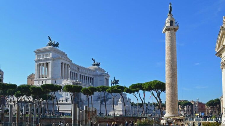 rome-walking-tour-ancient-ruins-to-modern-fashion-district