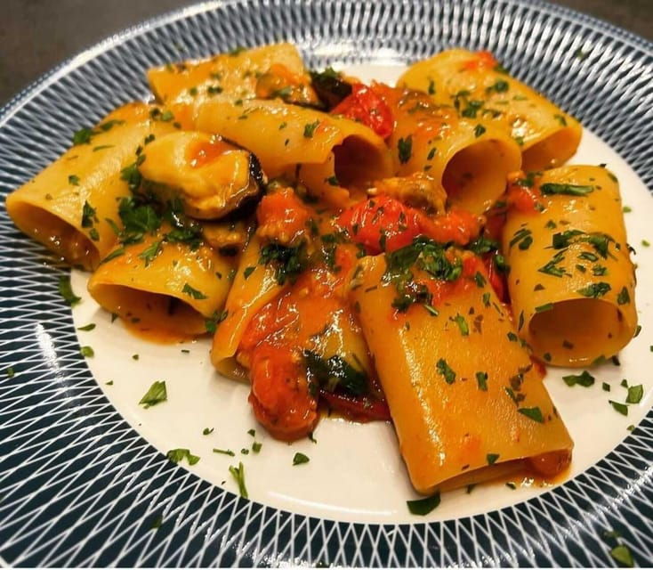 rome-walking-tour-with-market-visit-and-home-restaurant