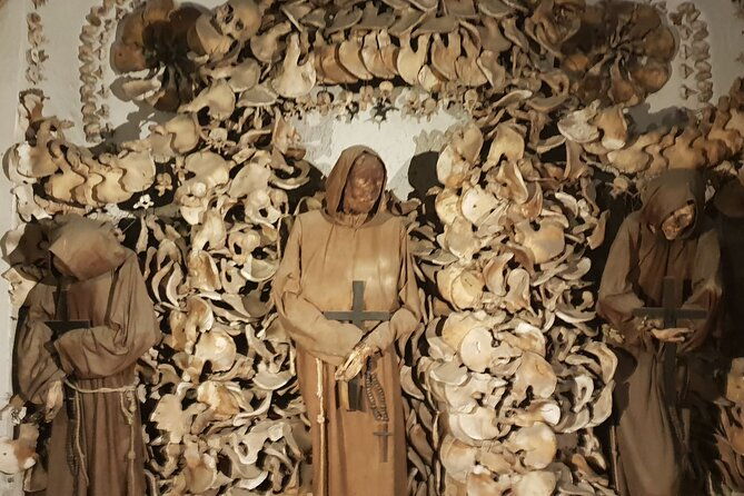 romes-bone-chapel-skulls-crypts-scenic-ride-from-city-center