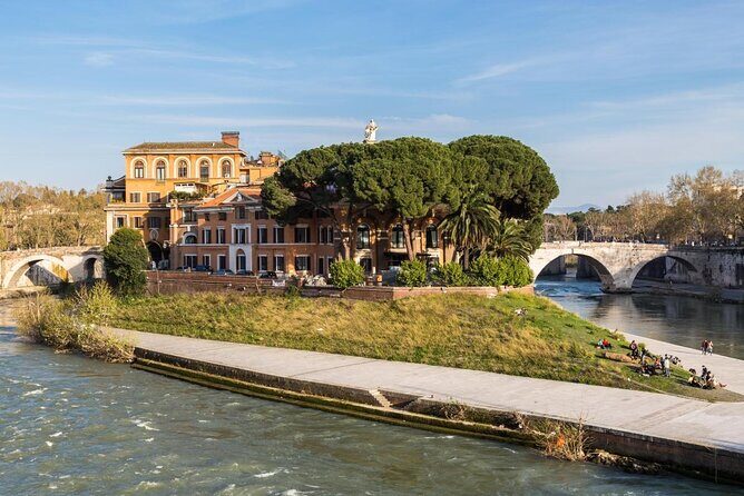 Romes Top Highlights by Luxury Golf Cart - Exploring Rome in Style: A Review of the Luxury Golf Cart Tour