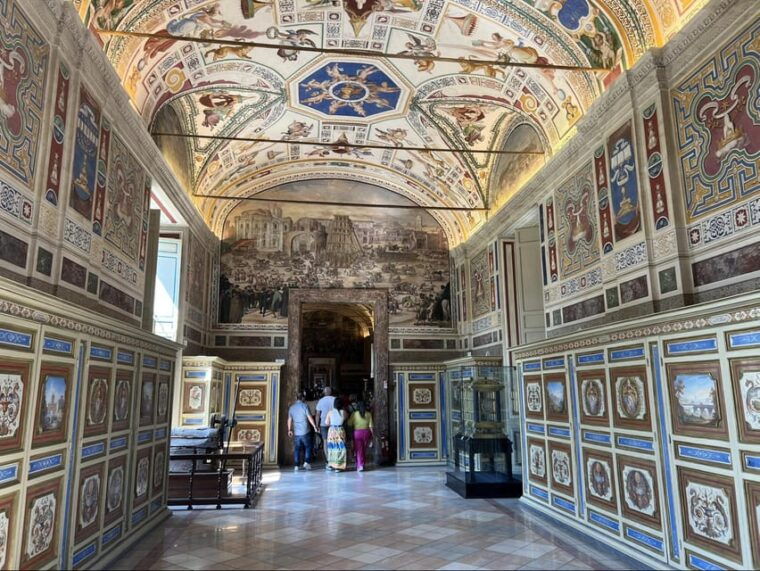 romes-vip-tour-vatican-museum-sistine-chapel-basilica