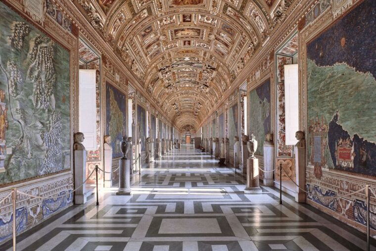 romevatican-museum-sistine-chapel-and-st-peter-tour