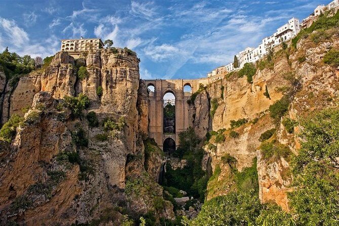 Ronda and Setenil de las Bodegas tour from Malaga - Exploring the Itinerary in Detail