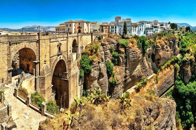 ronda-and-white-villages-guided-day-tour-from-seville