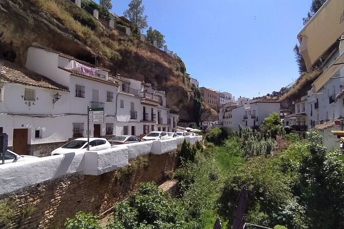 ronda-setenil-de-las-bodegas-land-of-contrasts-semi-private