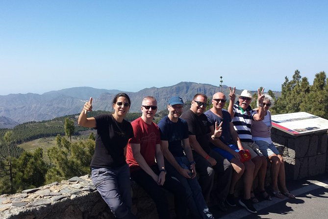 roque-nublo-gran-canaria-highlights-by-2-native-guides