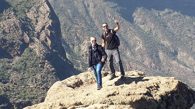 roque-nublo-gran-canaria-highlights-by-2-native-guides