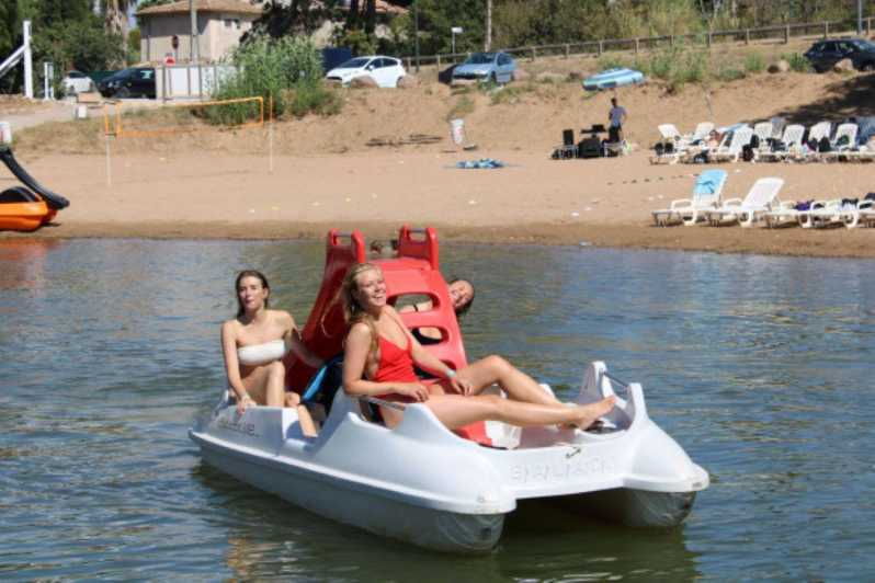 roquebrune-sur-argens-pedalo-rental-on-lake-perrin