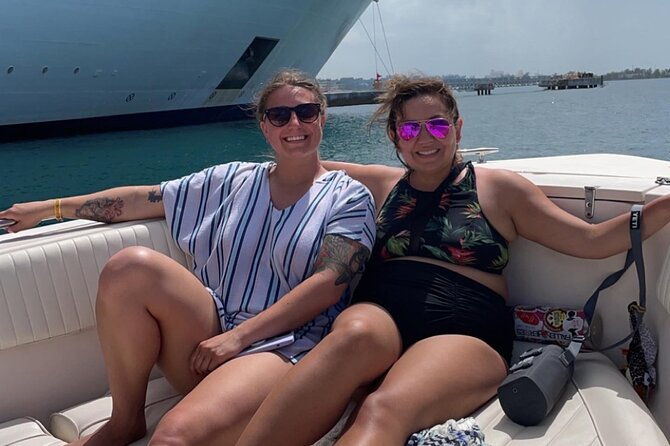 rose-island-snorkeling-turtles-spotting-excursion